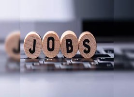 CG Government Jobs: छत्तीसगढ़ में चतुर्थ श्रेणी भर्ती के नियम बदले, अब 10वीं पास होना जरूरी