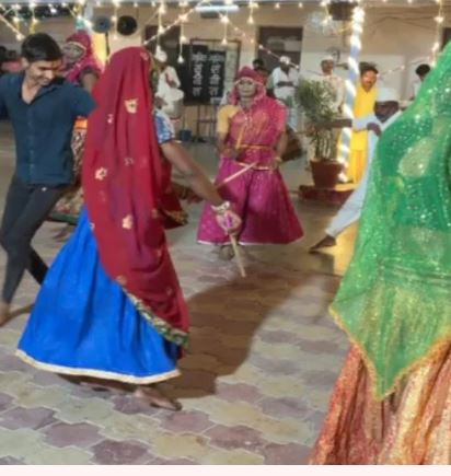 UJJIAN NEWS : उज्जैन जेल में गरबे की धूम, 647 कैदियों ने रखा नौ दिन का उपवास, वीडियो वायरल 