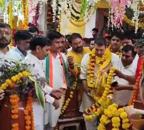 DATIA NEWS : नवरात्रि में मां बगलामुखी के दरबार पहुंचे जीतू पटवारी, BJP पर साधा निशाना, कहा - सुधार नहीं हुआ तो जनता बदलेगी