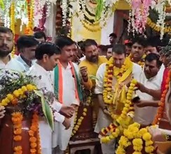 DATIA NEWS : नवरात्रि में मां बगलामुखी के दरबार पहुंचे जीतू पटवारी, BJP पर साधा निशाना, कहा - सुधार नहीं हुआ तो जनता बदलेगी