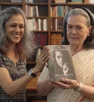 Sonia Gandhi Instagram: सोनिया गांधी ने पहली बार बनाया इंस्टाग्राम अकाउंट, 10 नवंबर को आएगी किताब ‘Belonging: A Journey of Love’