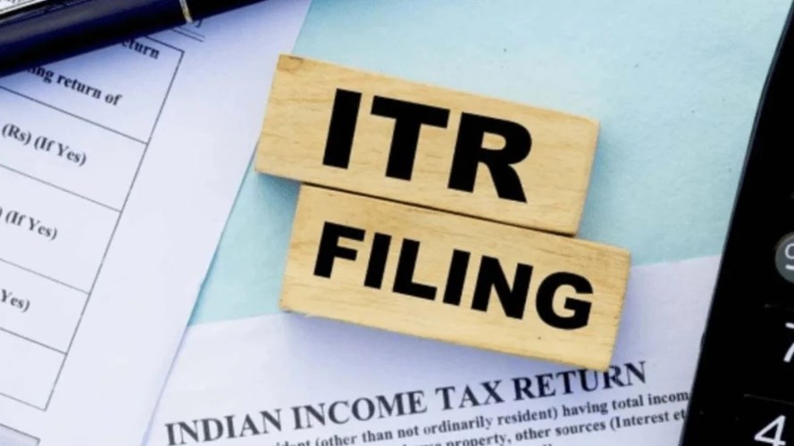 ITR Filing Deadline 2026: ऑडिट वाले टैक्सपेयर्स को 21 नवंबर तक भरना होगा इनकम टैक्स रिटर्न, जानें लेट फीस और नियम