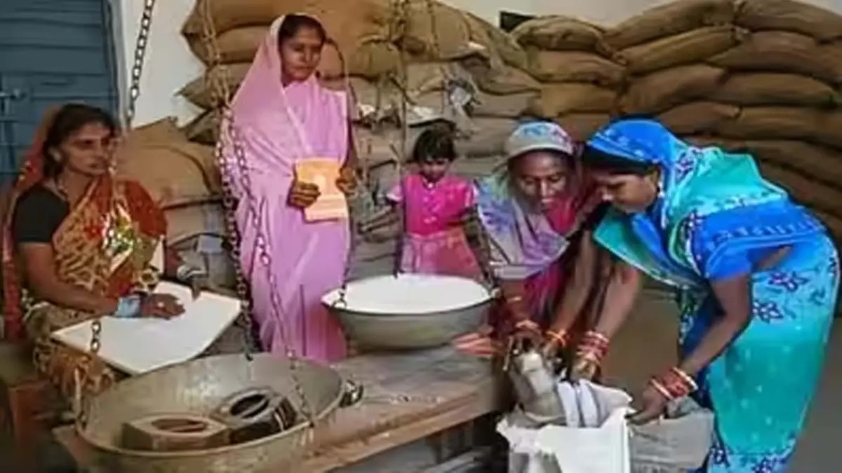छत्तीसगढ़ में फिंगरप्रिंट मैच नहीं होने पर भी मिलेगा राशन, जानें नॉमिनी और OTP का नियम